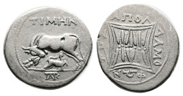 Illyria, Apollonia, Timen and Damophontos, magistrates ca. 80-48 BC. Silver Drachm (18 mm, 3.43 g.) ΤΙΜΗΝ Cow standing left with suckling calf right, ...