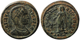 Helena, mother of Constantine I (AD 324-328/30). Heraclea
AE Follis (19mm, 3,16g)