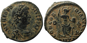 Theodosius I (AD 379-395). Antioch
AE Follis (17mm, 2,22g)