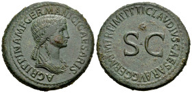 Agrippina I. Sestertius. 42-43 AD. Rome. (Ric-I 102). (Bmcre-219/21). (C-3). Anv.: AGRIPPINA M F GERMANICI CAESARIS, draped bust to right, with hair i...