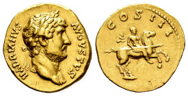 Hadrian. Aureus. 125-127 AD. Rome. (Ric-II.3 772). (Bmcre-437). (Calicó-1224). Anv.: HADRIANVS AVGVSTVS, laureate head to right, slight drapery on far...