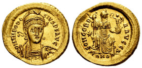 Theodosius II. Solidus. 408-430 d.C. Constantinople. (Ric-X 202). (Depeyrot-73/2). Anv.: D N THEODOSIVS P F AVG, helmeted, pearl-diademed and cuirasse...