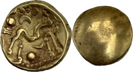 AMBIENS (région d'Amiens, Somme). Statère d'or uniface, 60-50.
Or. 5,89g. Très Beau. A/. Lisse. R/. Cheval disloqué à droite, accosté d'annelets et d...