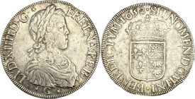 Écu de Béarn à la mèche longue, Morlaàs 1652.
Argent. 26,66g. Flan clippé. TB à Très Beau. A/. Buste enfantin du Roi à droite, les cheveux longs, lau...