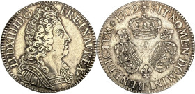 Écu aux trois couronnes, Paris 1709.
Argent. 30,41g. Très Beau. A/. Buste du Roi à droite, cuirassé à l’antique. Étoile en fin de légende, marque du ...