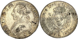 Écu aux branches d'oliviers, Paris 1791.
Argent. 29,32g. Léger paillage. Très Beau à Superbe. A/. Buste du Roi à gauche, portant une veste brodée. Au...