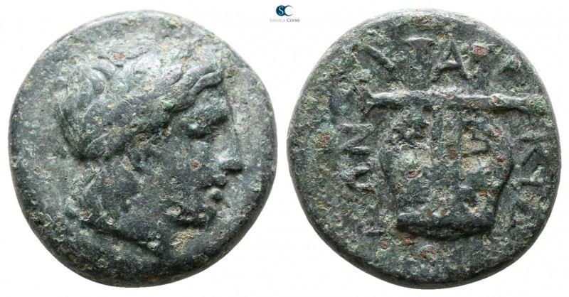 Macedon. Chalkidian League. Olynthos 432-348 BC. 
Bronze Æ

15 mm., 3.95 g.
...