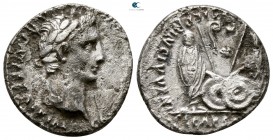Augustus 27 BC-AD 14. Lugdunum. Denarius AR
