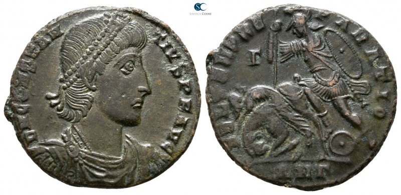 Constantius II AD 337-361. Antioch
Follis Æ

21 mm., 4.98 g.



very fine...