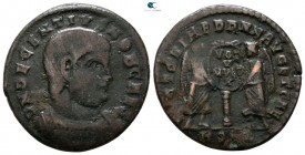 Decentius as Caesar AD 350-353. Siscia. Maiorina Æ