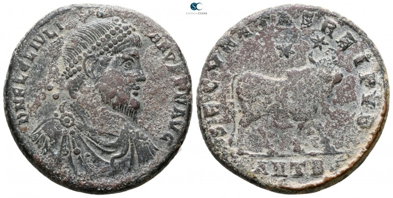 Julian II AD 360-363. Antioch
Double Maiorina Æ

26 mm., 8.71 g.



very ...