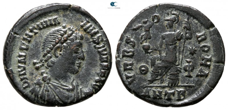 Valentinian II AD 375-392. Antioch
Follis Æ

17 mm., 2.34 g.



very fine...