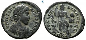 Theodosius I. AD 379-395. Constantinople. Follis Æ