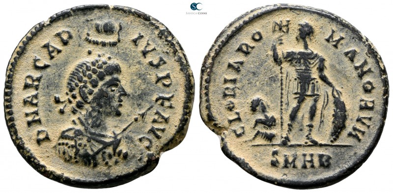 Arcadius AD 383-408. Heraclea
Centenionalis Æ

24 mm., 6.17 g.



very fi...