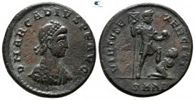 Arcadius AD 383-408. Nicomedia. Centenionalis Æ