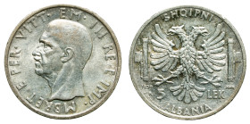 ALBANIA - Italian Occupation

Victor Emmanuel IIIrd (1900 - 1943)

5 lek

OBVERSE : VITT·EM·III RE E IMP·MBRET E PER·/ bare head of V.E.III left...