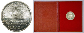 VATICAN CITY - Kingdom

Vatican - Sede Vacante (1978)

1000 lire - Emission 1978 - in original packaging (medium conditions)

OBVERSE : SEDE * V...