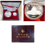 Cina. Set con 50 Yuan e 10 Yuan Panda 1987. Ag. In Confezione Originale. Proof

PROOF