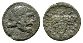 LYDIA, Daldis. Pseudo-autonomous issue., time of Antonines. Ae.

Obv : Head of Satyr (?).

Rev : ΔAΛΔΙΑΝΩΝ.
Grape bunch.
Mionnet 7, 116 (corr.). Rare....