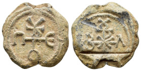 BYZANTINE LEAD SEAL.(Circa 7th-11th Century).Pb.

Condition : Good very fine.

Material : Lead.
Axis : 12h.

Weight : 13.60 gr.
Diameter : 24 mm.