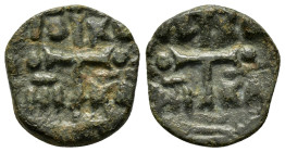 CRUSADERS. Uncertain.(Circa 1100-1150).Follis.

Condition : Good very fine.

Material : Copper.
Axis : 12h.

Weight : 2.95 gr.
Diameter : 19 mm.