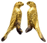 ANCIENT ROMAN GOLD EAGLE FIGURINE.(1st - 2nd Century).Au.

Condition : Good very fine.

Material : Gold.

Weight : 4.81 gr.
Diameter : 21X8 mm....