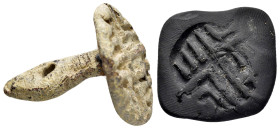 ANCIENT ROMAN BRONZE STAMP SEAL.(1st-2nd century).Ae.

Condition : Good very fine.

Material : Bronze.

Weight : 23.36 gr.
Diameter : 33 mm.