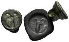 ANCIENT ROMAN BRONZE STAMP SEAL.(1st-2nd century).Ae.

Condition : Good very fine.

Material : .

Weight : 6.37 gr.
Diameter : 14X11 mm.
