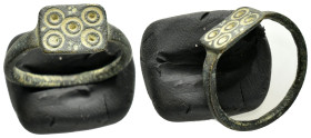 ANCIENT BYZANTINE BRONZE RING.(10th-11th century).Ae.

Condition : Good very fine.

Material : Bronze.

Weight : 2.78 gr.
Diameter : 223 mm.
