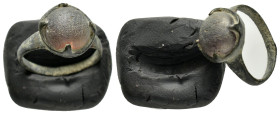 ANCIENT BYZANTINE BRONZE RING.(10th-11th century).Ae.

Condition : Good very fine.

Material : Bronze.

Weight : 3.31 gr.
Diameter : 18 mm.