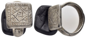 ANCIENT BYZANTINE SILVER RING.(7rd–8th centuries).Ar.

Condition : Good very fine.

Material : Silver.

Weight : 11.13 gr.
Diameter : 22 mm.