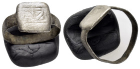ANCIENT BYZANTINE SILVER RING.(7rd–8th centuries).Ar.

Condition : Good very fine.

Material : Silver.

Weight : 2.92 gr.
Diameter : 20 mm.