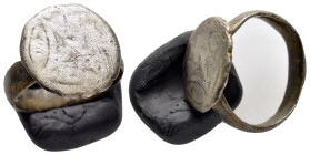 ANCIENT BYZANTINE SILVER RING.(7rd–8th centuries).Ar.

Condition : Good very fine.

Material : Silver.

Weight : 6.78 gr.
Diameter : 21 mm.