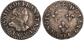 Losuis XIII 1610-1643
Essai en argent du double tournois , Amiens , 1614, AG 2.34 g. 
Avers : LOYS.XIII.R.DE.FRAN.ET.NAV (atelier) Son buste lauré ave...