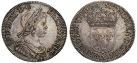Louis XIV 1643-1715
1/4 Écu à la mèche courte, point, Paris, 1644 A, AG 6.88 g.
Ref : G. 139
Conservation : superbe