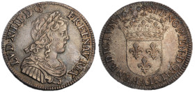 1/4 Écu à la mèche longue, Paris, 1650 A, AG 6.84 g.
Ref : G. 140 (R)
Conservation : TTB-SUP