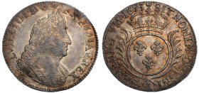 1/4 Écu aux 8 L, Paris, rf, 1693 A, AG 6.54 g.
Ref : G. 152
Conservation : TTB-SUP