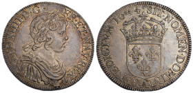 Louis XIV 1643-1715
1/2 Écu à la mèche courte, Paris, 1644 A, point, AG 13.69 g.
Ref : G. 168
Conservation : Superbe