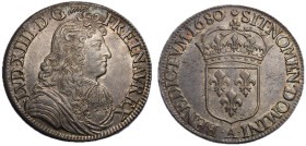 Louis XIV 1643-1715
Écu à la cravate 2ème émission graveur : Warin, Paris, 1680 A, AG 27.29 g.
Ref : G. 210 
Conservation : Superbe exemplaire avec un...