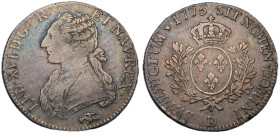 Louis XVI 1774-1792
Écu aux branches d'olivier, Lyon, 1775 D, AG 28.98 g.
Ref : G.356 (R2)
Conservation : TB