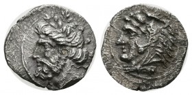CILICIA, Incierta. Obolo. Siglo IV a.C. A/ Cabeza laureada de Zeus a izquierda. R/ Cabeza de Hércules con piel de león. SNG Levante 198-9. Ar. 0,66g. ...