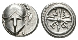 THRACIA, Mesembria. Dióbolo. 450-350 a.C. A/ Casco de frente, a la izquierda letra (N) y a derecha I. R/ Rueda de cuatro radios, dentro META. SNG BM 2...