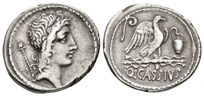 Q. CASSIUS LONGINUS. Denario. 55 a.C. Roma. A/ Cabeza de Genio Populi a derecha,...