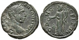 HELIOGABALO. Ae25. 218-222 d.C. Odessos (Thracia). A/ Busto laureado a derecha. R/ Gran dios de Odessus estante a izquierda realizando sacrificio con ...