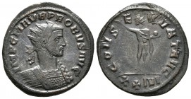 PROBO. Antoniniano. 276-282 d.C. Siscia. A/ Busto radiado con coraza a derecha. IMP C M AVR PROBVS AVG. R/ Sol estante a izquierda con mano alzada y g...