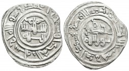 TAIFA DE ALMERIA. Maan Ibn Sumadih (Banu Sumadih) 433-443 H. Al-Andalus. Leyenda central ornamentada con terminación floral. Vives 1041; Prieto 354. A...