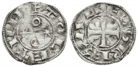 ALFONSO VI. Dinero. (1073-1109). Toledo. A/ "S" normal ligeramente inclinada. R/ Sin puntos en el interior de los roeles ni en el centro. Mozo A6:6.9v...