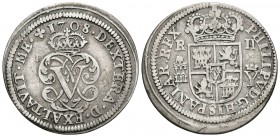 FELIPE V. 2 Reales. 1708. Segovia Y. Palma izquierda sobre derecha. Cal-1381. Ar. 4,81g. MBC.
