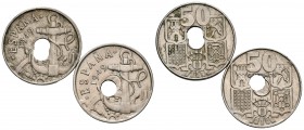 ESTADO ESPAÑOL. Lote compuesto por 2 monedas de 50 Céntimos. 1949 *19-53, doble perforación y perforación central desplazada. MBC+/EBC+.