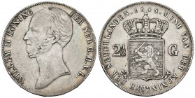PAISES BAJOS. Willem II. 2½ Gulden. 1845. Km#69. Ar. 24,89g. Golpecitos en el canto. MBC.